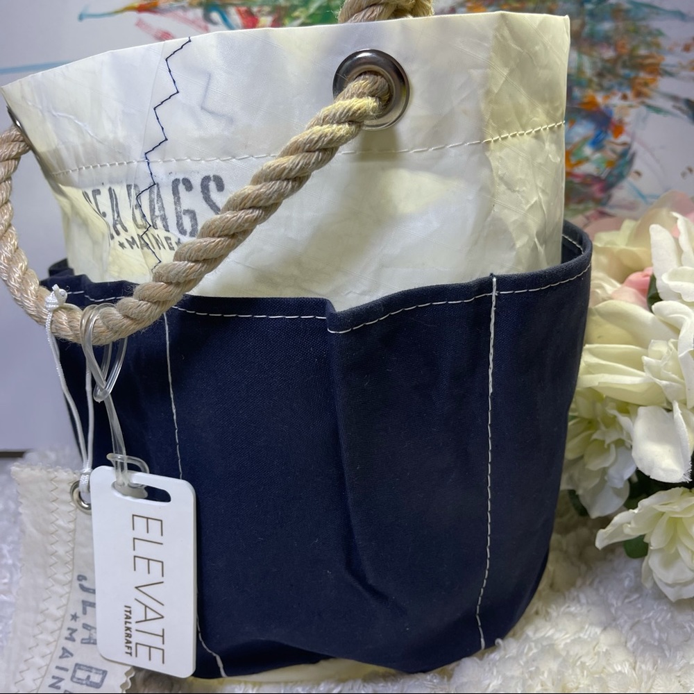 Sea Bags Navy and White Rope-Handle Canvas Tote - Picture 11 of 15